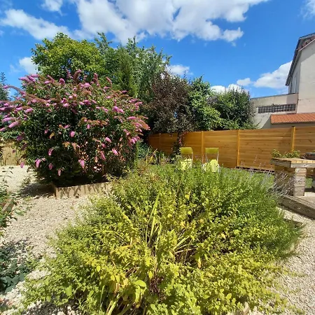 Eden Avec Jacuzzi Prive Apartamento *